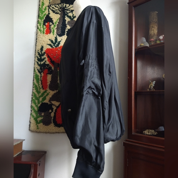 REVERSIBLE Faith Connection 100% silk oversized light jacket size XS - Picture 8 of 12